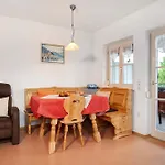 Haus Hilebrand 아파트 *