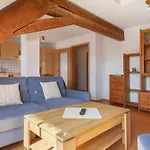 Haus Hilebrand 아파트 *